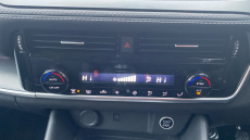 Nissan Qashqai 1.3 DiG-T MH 158 N-Connecta 5dr Petrol Hatchback